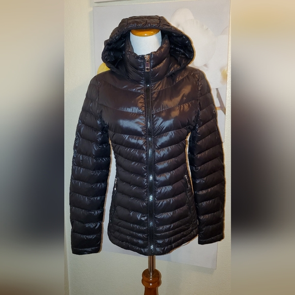 Calvin Klein Puffer Jacket 7°F Outetwear - Picture 6 of 12